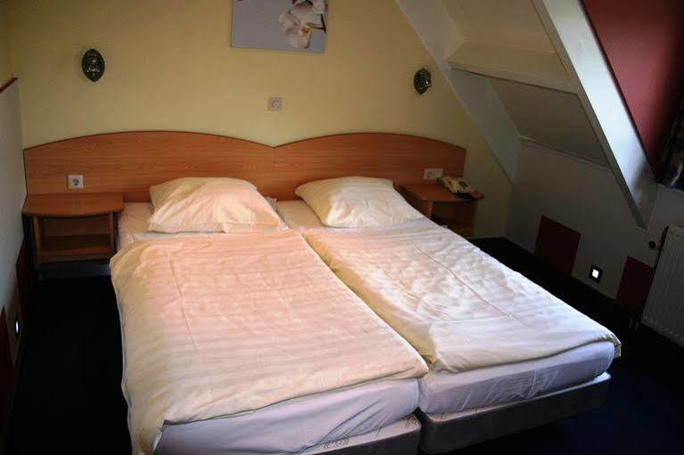 Oke Hotel De Leygraaf Heeswijk Dinther Uden Extérieur photo